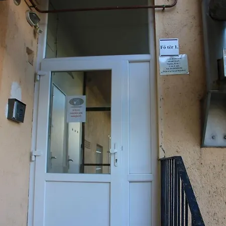 Tavas Barlang Apartament
