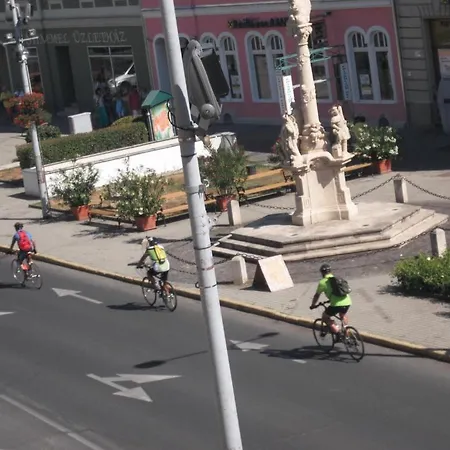 Tavas Barlang Apartament *